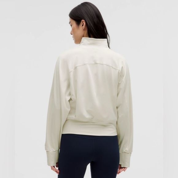 Lululemon Women's Cream ivory Quarter-Zip Top sweater thumb sleeve size 4 - Picture 3 of 11